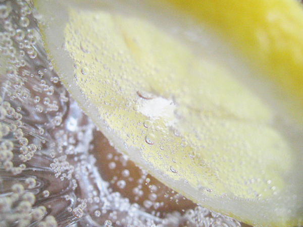 imagen limon en agua
